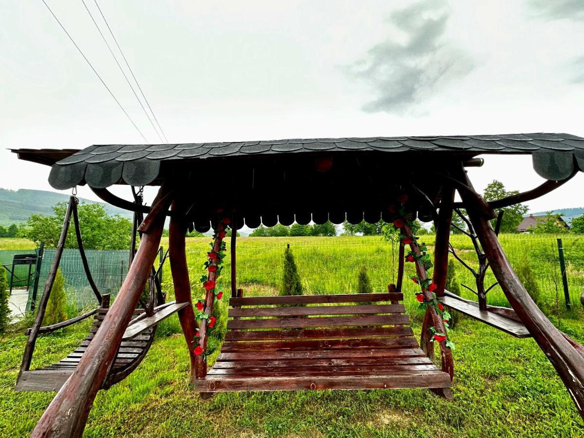A-Frame Bucovina- Paradis Bucovinean Capu Cîmpului Εξωτερικό φωτογραφία